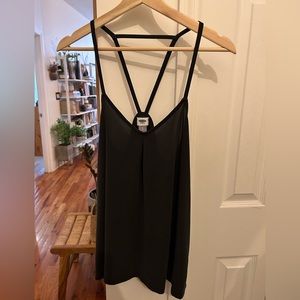 Old navy straps soft drapes tank size small